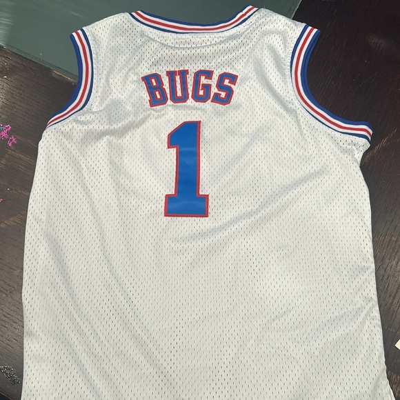 Tune Squad Jersey Bugs Bunny - Picture 2 of 3